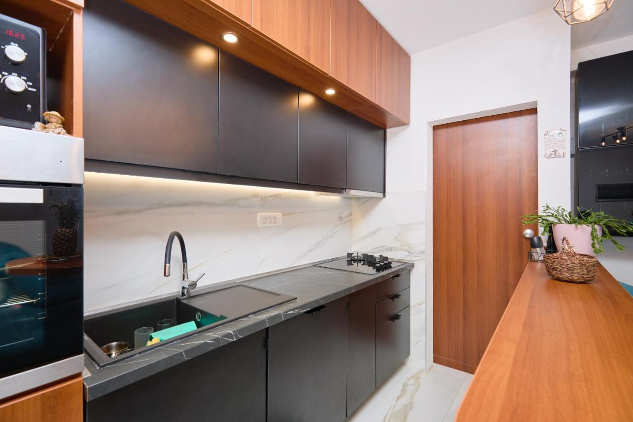 Stiga 4 - New 2 Bedroom Apartment Babino Polje Extérieur photo